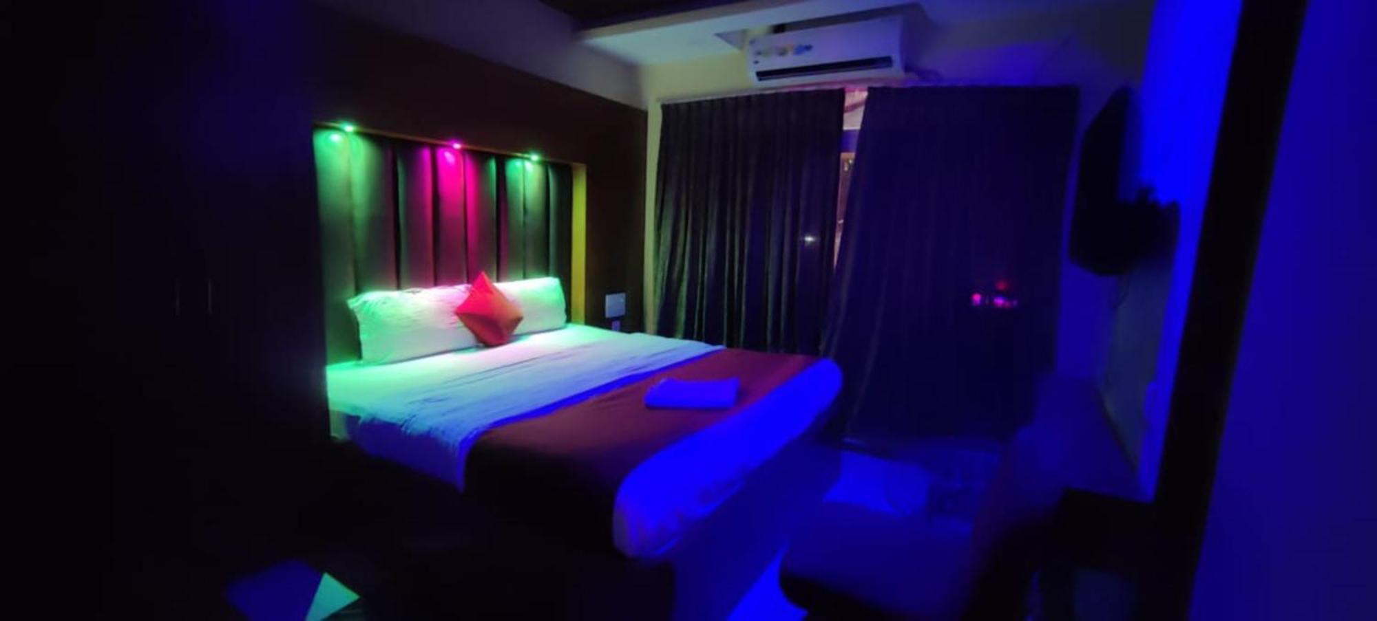 Hotel Ashray Puri Eksteriør billede